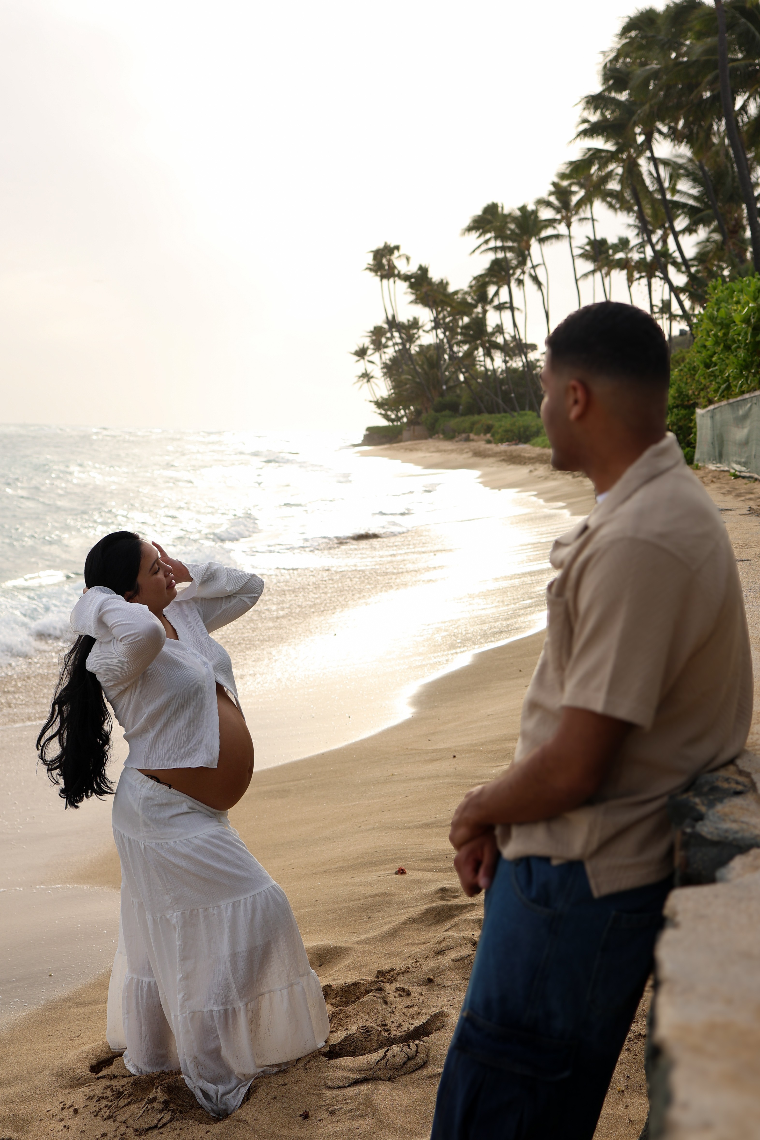 Couple or family beach photography session in Hawaii